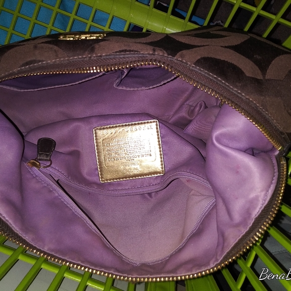 Coach purse - Picture 4 of 4